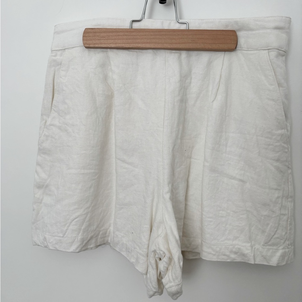 White A&F Linen Shorts